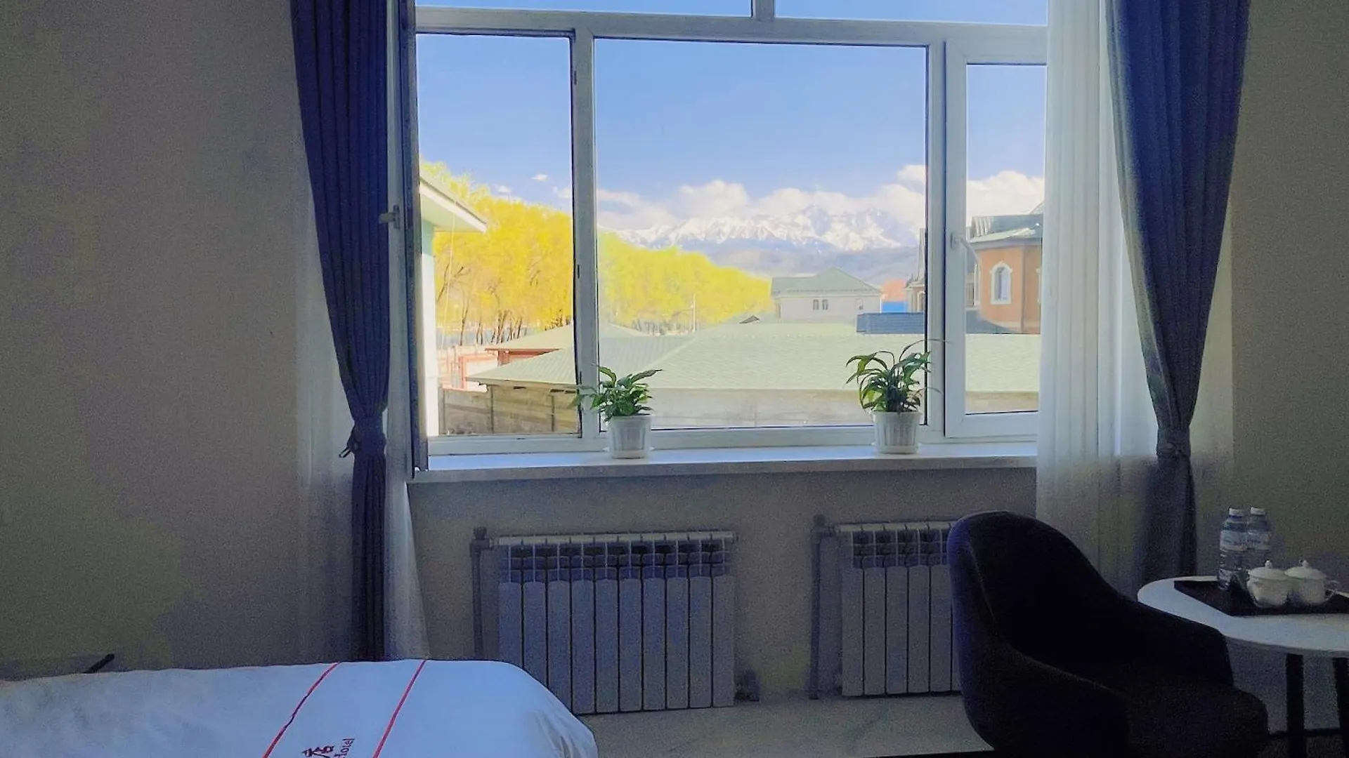 Dongfang Hotel Ałma Ata